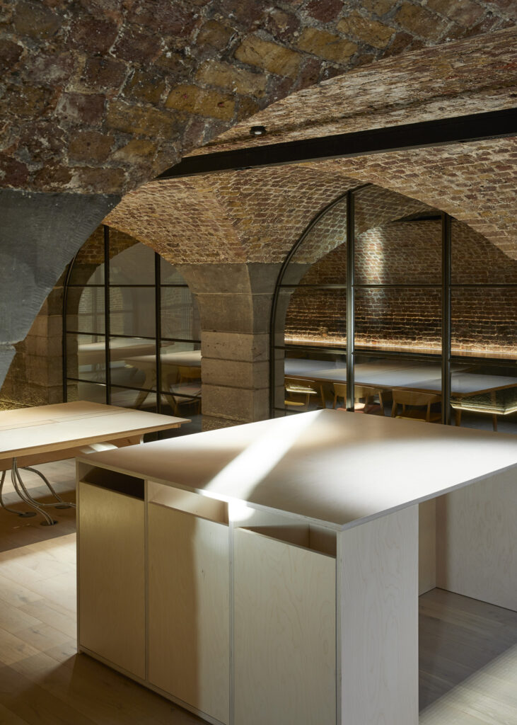 _89A3969_CopyrightPaulRiddle