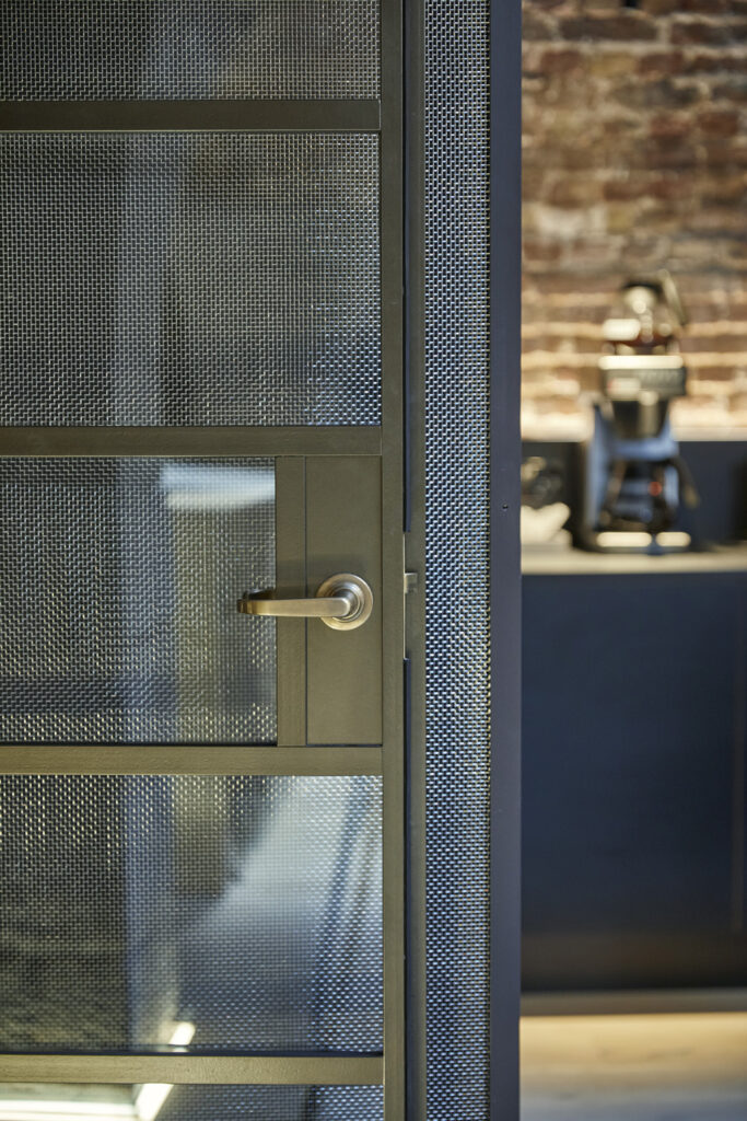 _89A5518_CopyrightPaulRiddle