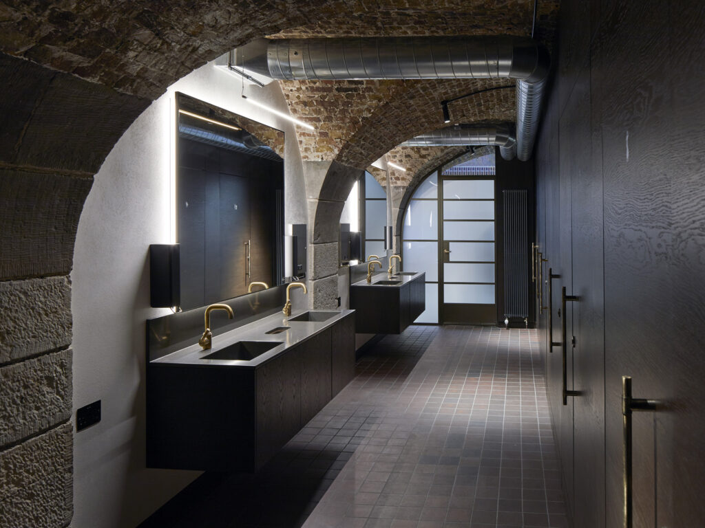 _89A5614_CopyrightPaulRiddle