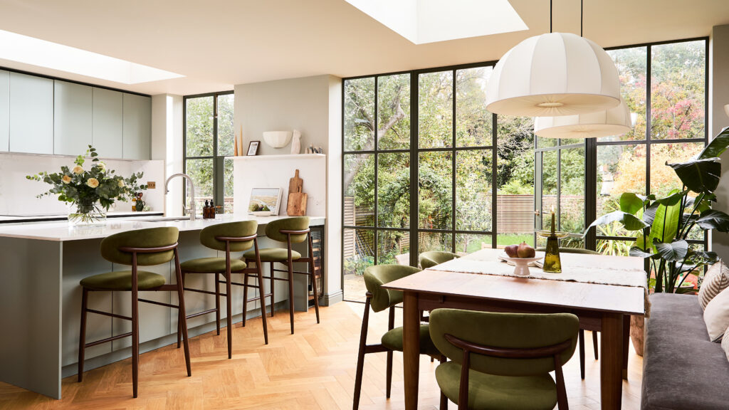 CHESTNUT KITCHEN ISLAND DA NT Interiors Johnson